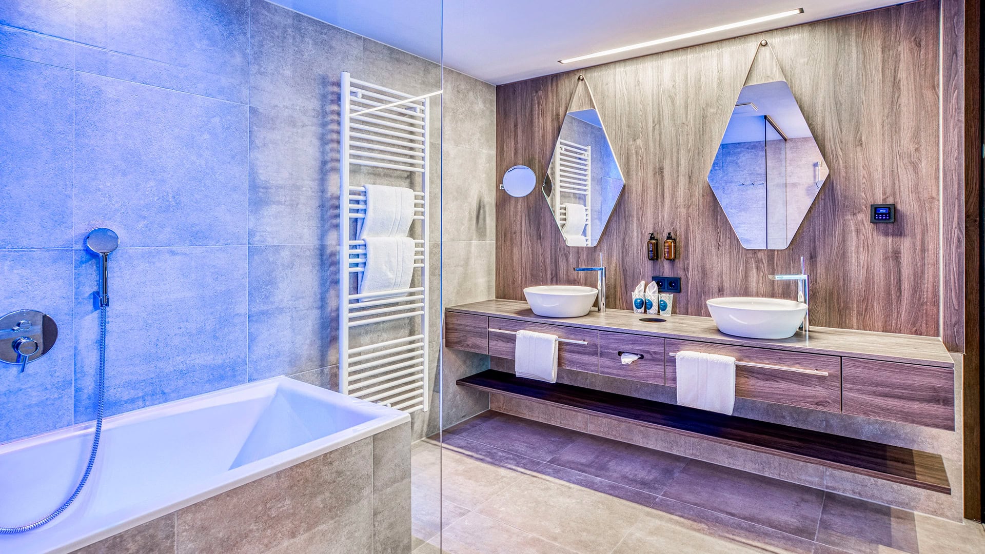 Premium-Suite-Zillerelfe-__335_---6_051f5a1261