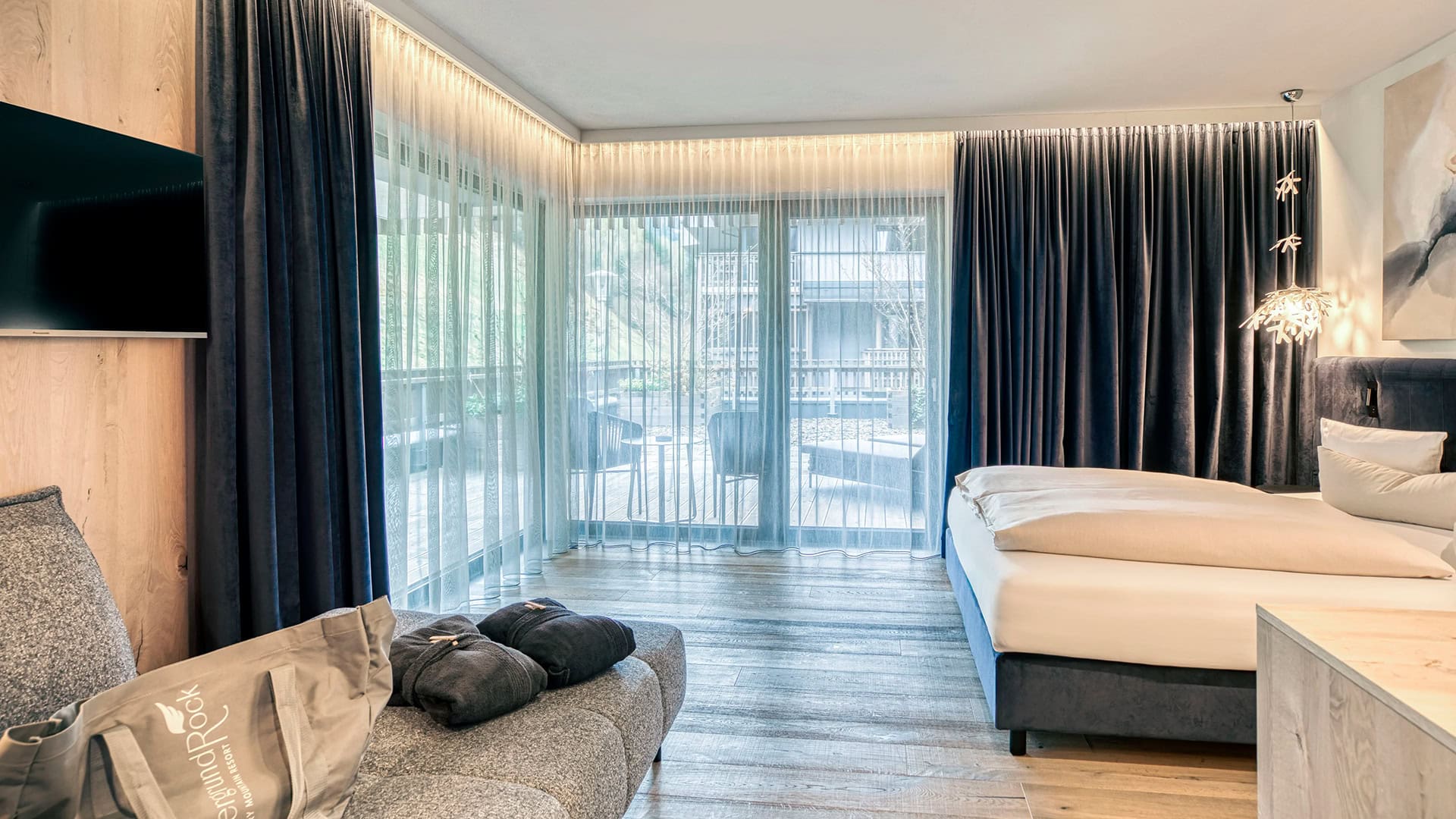 Premiumsuite_Alpin_Rock_Premium-Suite-Alpin-Rock-__501_---4_abd6af1ab3