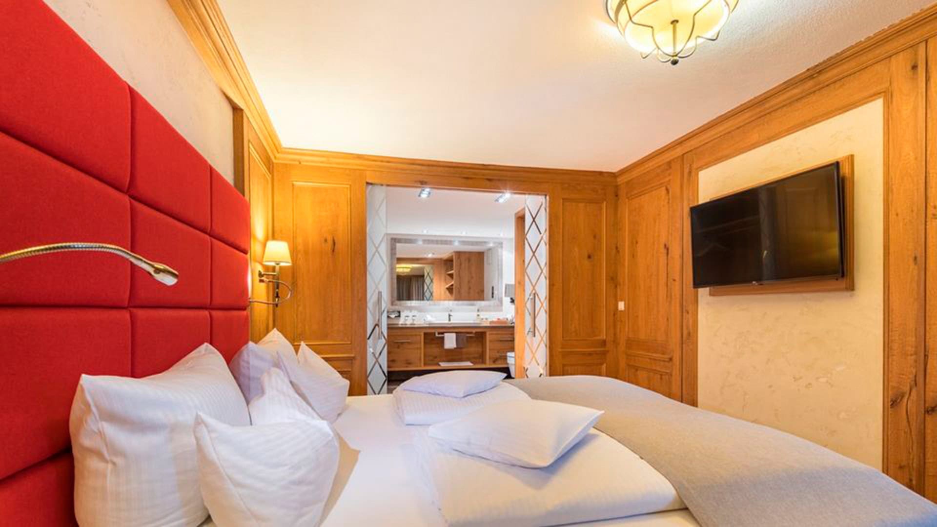 Suite_Himmelschlüssel_mit_Tal_und_Panoramablick_960x540s_1