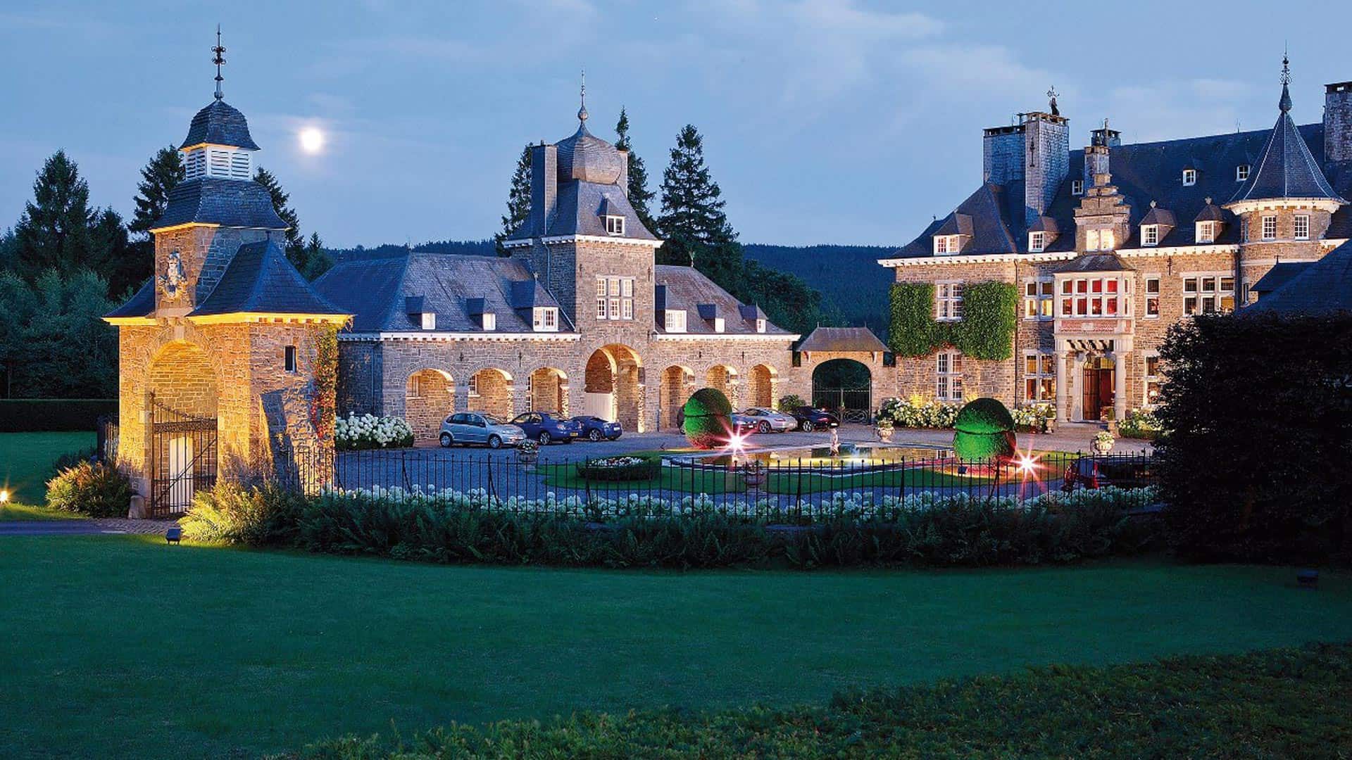 Manoir de Lébioles Außenansicht am Abend