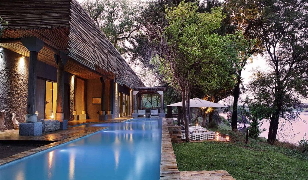 Matetsi Private Game Reserve, Pool, Natur, Lichter