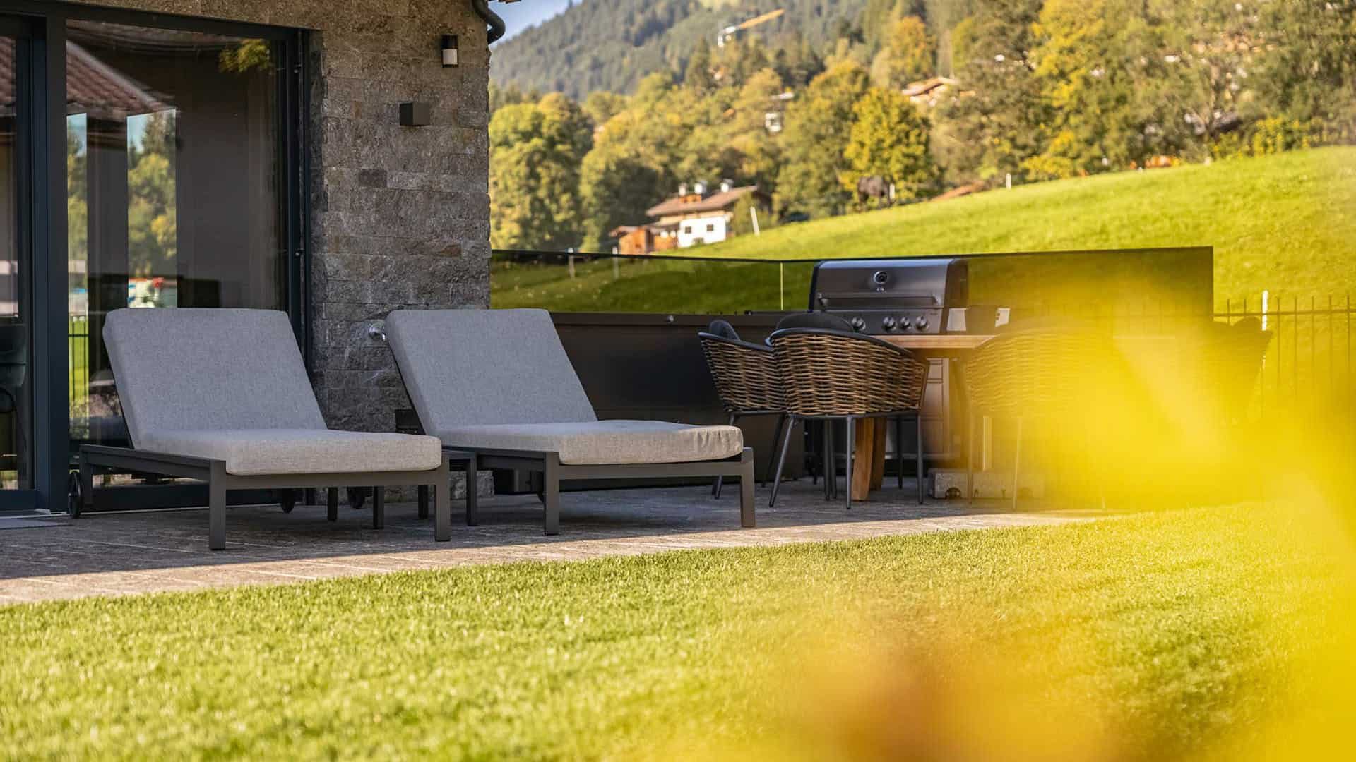Chalet F Liegen Terasse