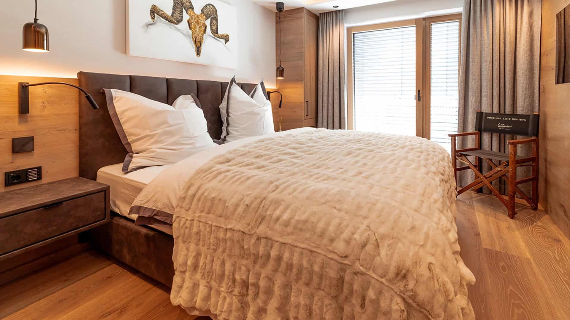 Chalet_F_gelb_OG_Schlafzimmer_1W_web_KD