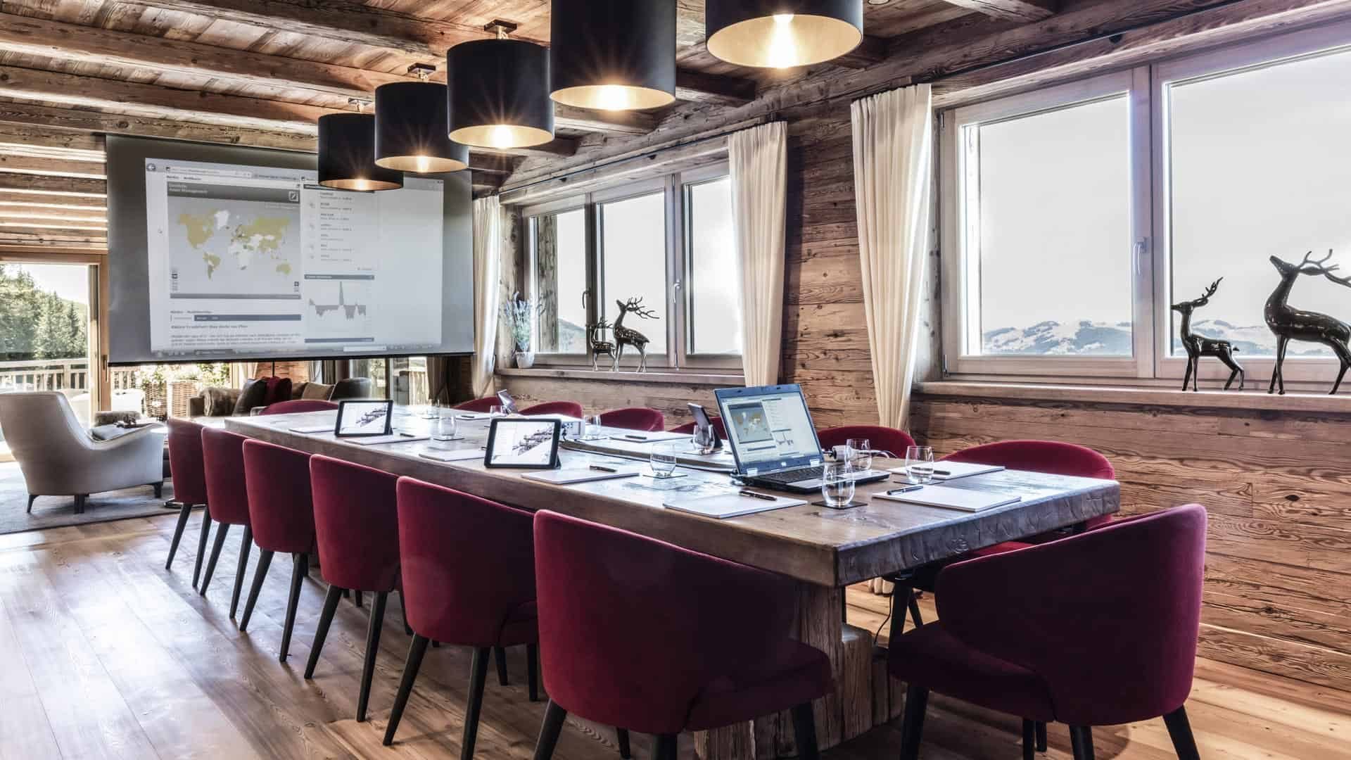 Hahnenkamm Lodge Meetingtsich