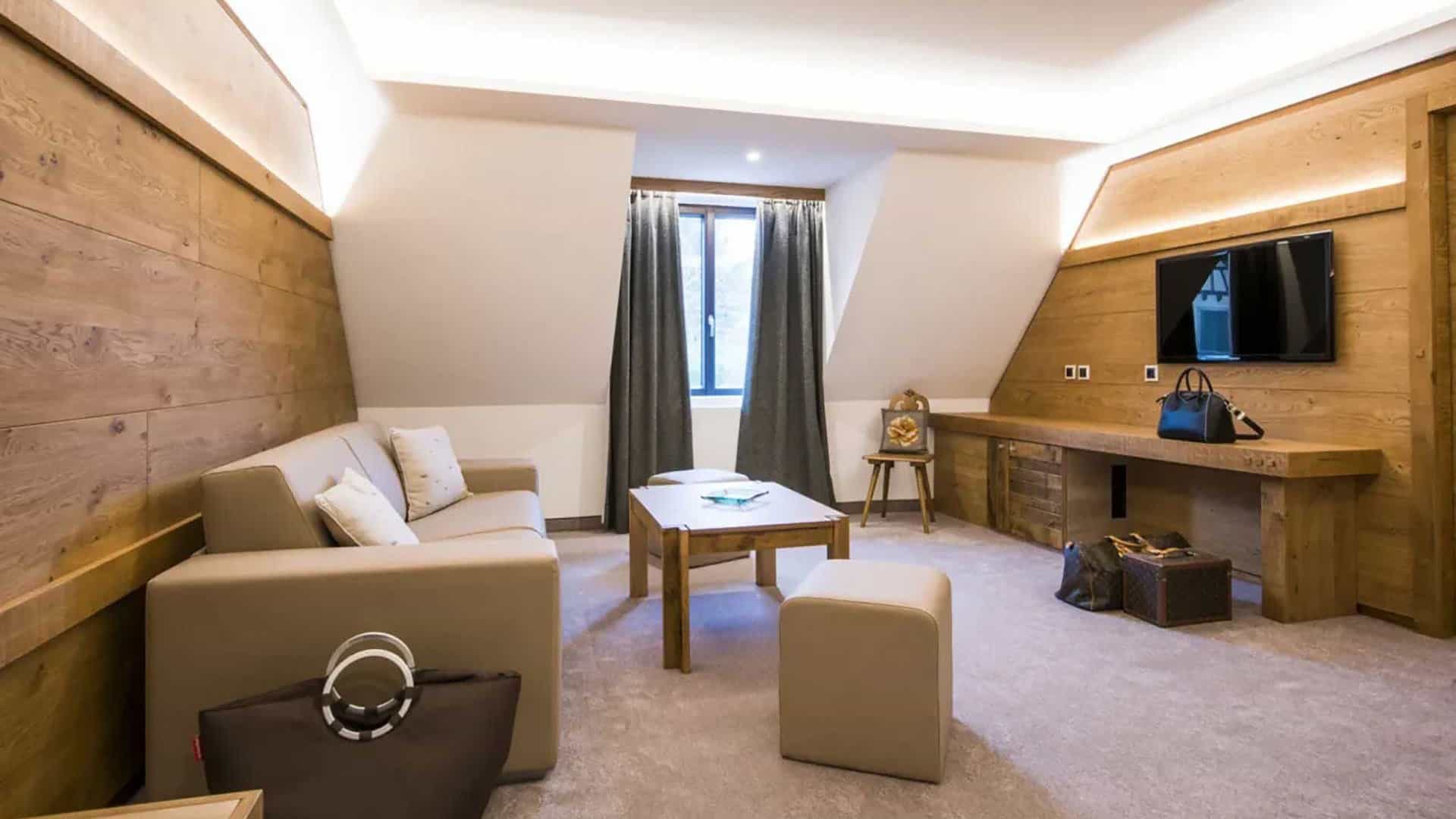 Hostellerie des Chateaux 08