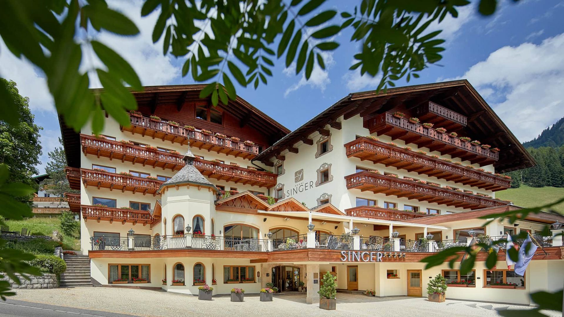 Hotel-Singer-Aussenansicht