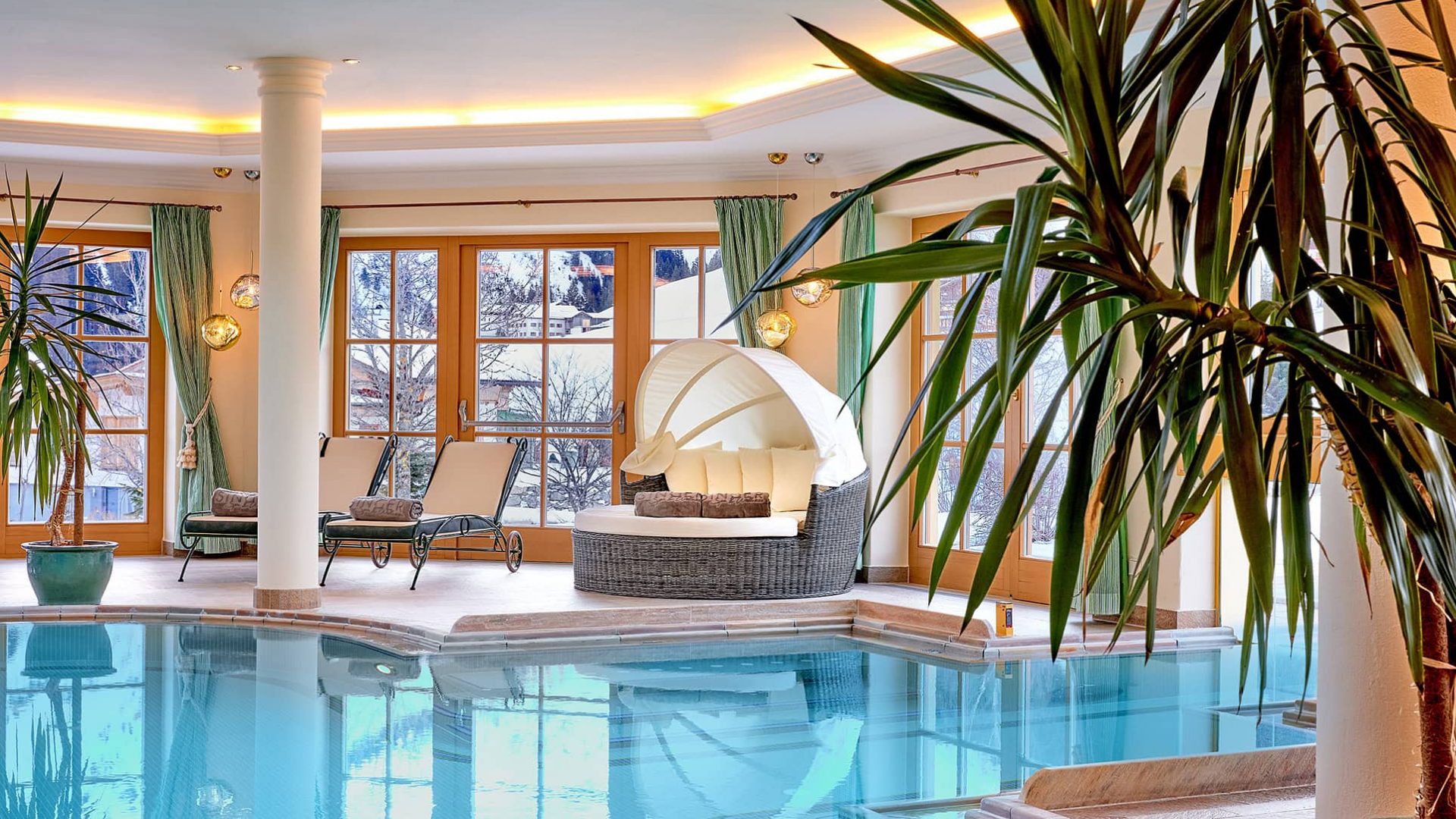 Hotel-Singer-Innenpool-Winter