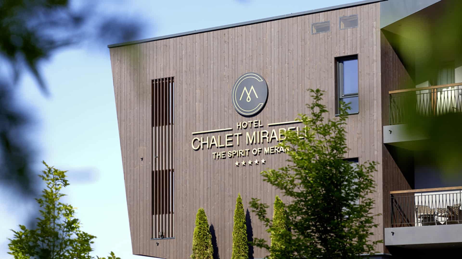 Die Fotos dürfen ausschließlich für PR- und Marketingmaßnahmen des Hotels Sportjotel Sillian, Österreich verwendet werden.
Jegliche Nutzung Dritter (durch Verkauf oder Weitergabe) ist mit dem Bildautor, Michael Huber | www.huber-fotografie.at, gesondert zu vereinbaren.
Copyright aller Aufnahmen:
Michael Huber
5730 Mittersill. Hallenbadstraße 4
www.huber-fotografie.at
+43 664 / 250 86 32