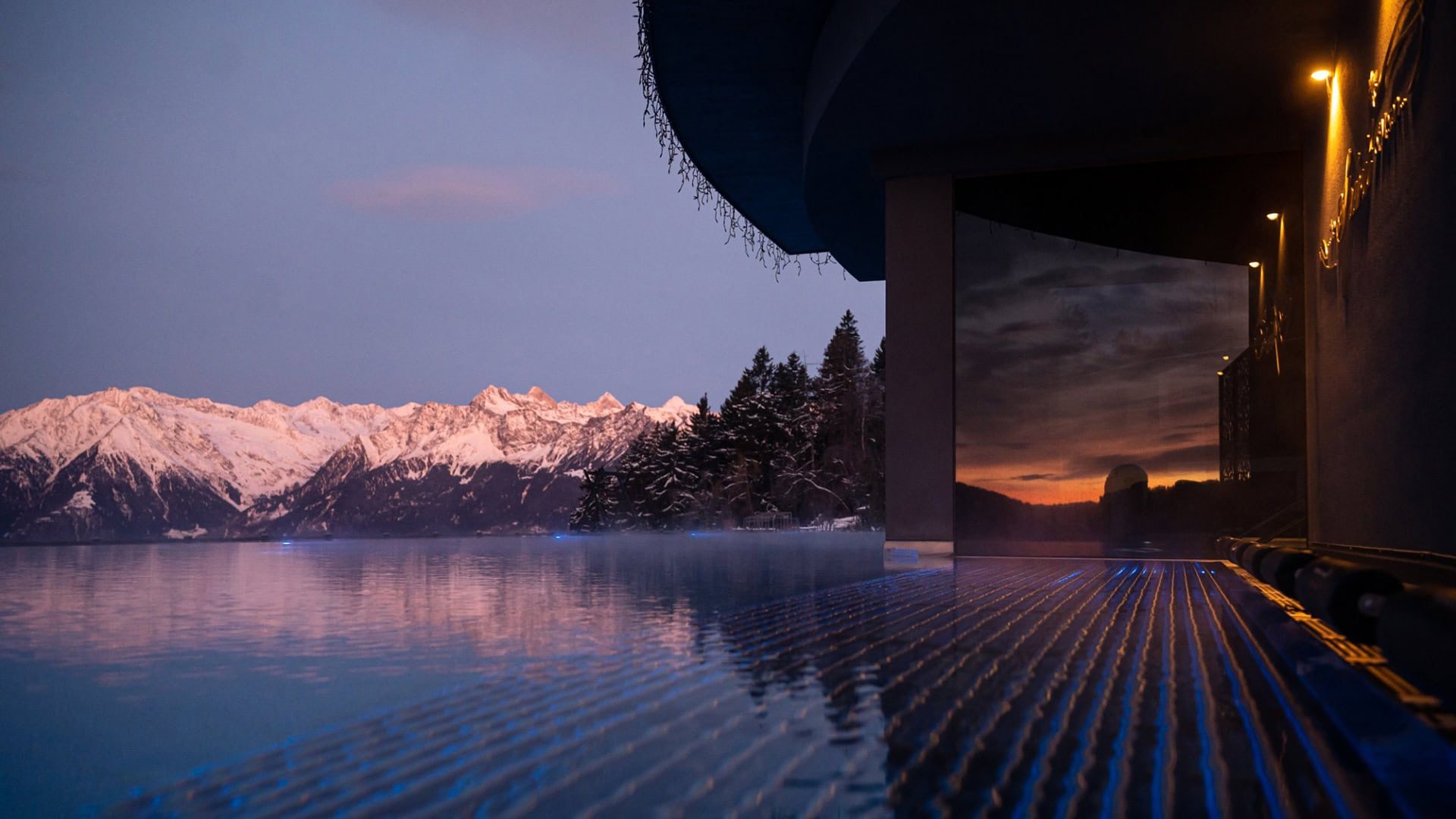 Hotel_Chalet_Mirabell_Pool