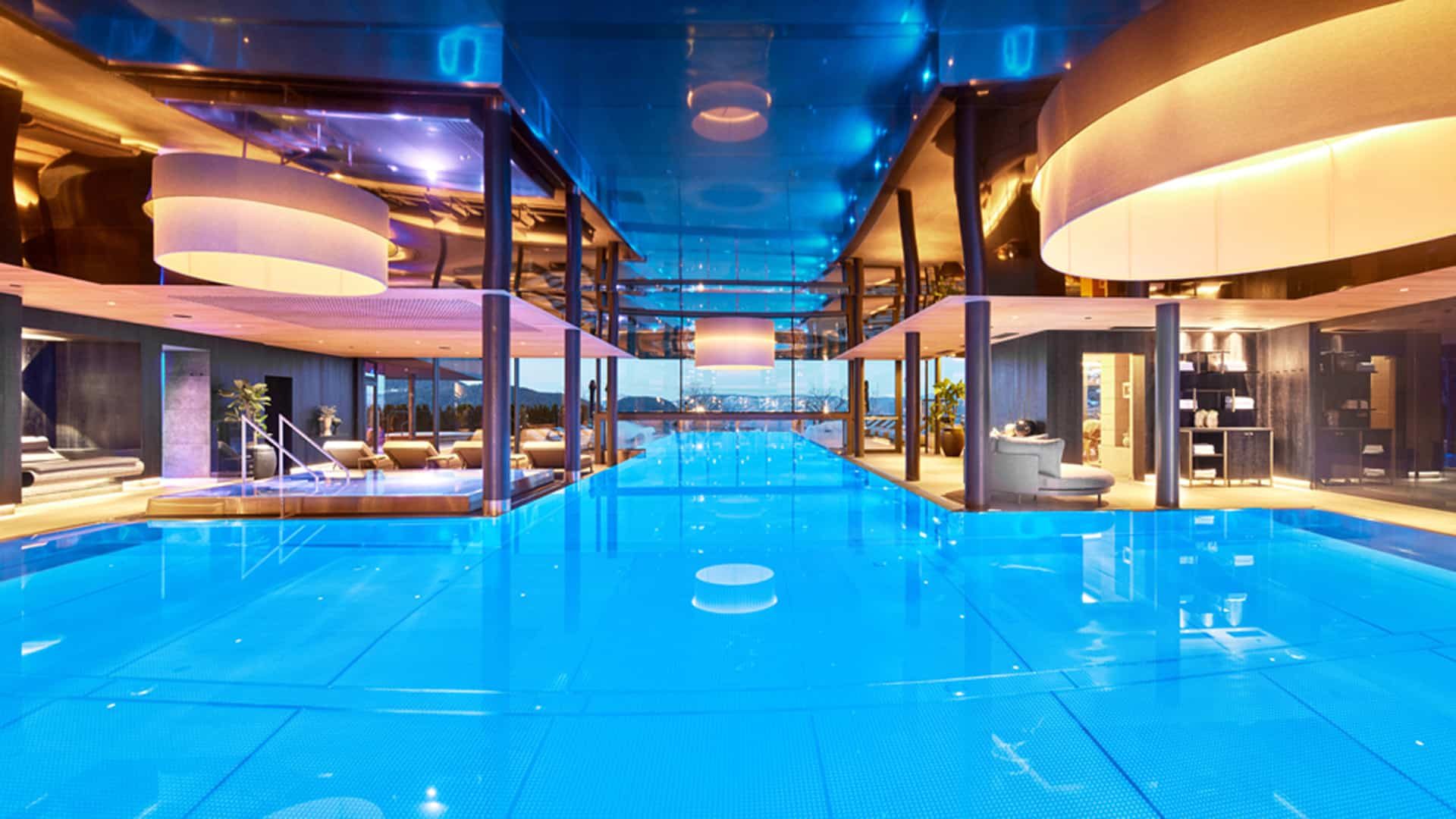 Die Fotos dürfen ausschließlich für PR- und Marketingmaßnahmen des Hotels Chalet Mirabell, Hafling, Südtirol, Italien verwendet werden.
Jegliche Nutzung Dritter (durch Verkauf oder Weitergabe) ist mit dem Bildautor, Michael Huber | www.huber-fotografie.at, gesondert zu vereinbaren.
Copyright aller Aufnahmen:
Michael Huber
5730 Mittersill. Hallenbadstraße 4
www.huber-fotografie.at
+43 664 / 250 86 32