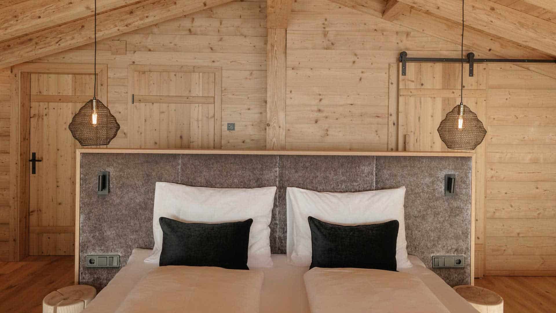 Hygna Chalets Weiden Chalet Schlafzimmer Detail2