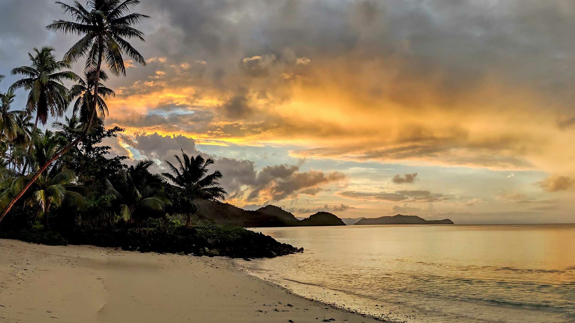 Laucala Island CLI---Sunset-on-beach