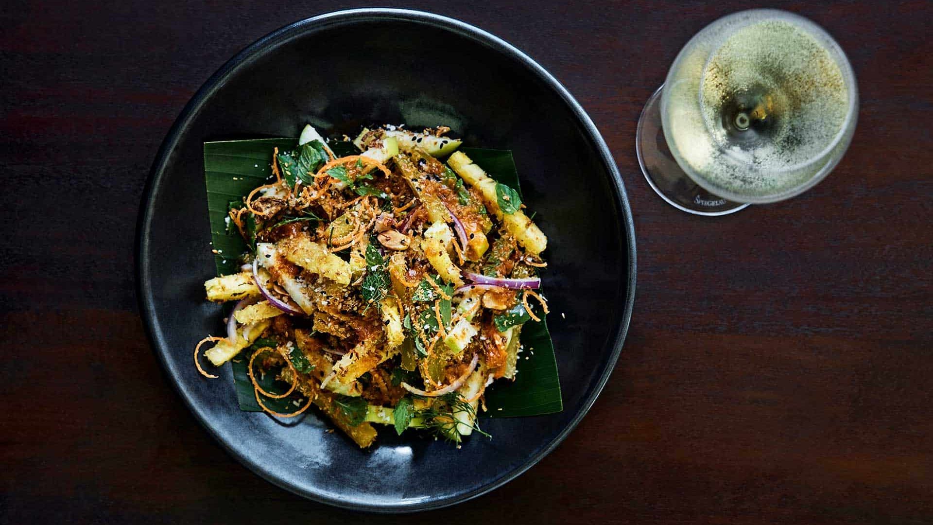 Laucala Island MM22-Cuisine_Seagrass-restaurant_Yum-Pak_Thai-Dish