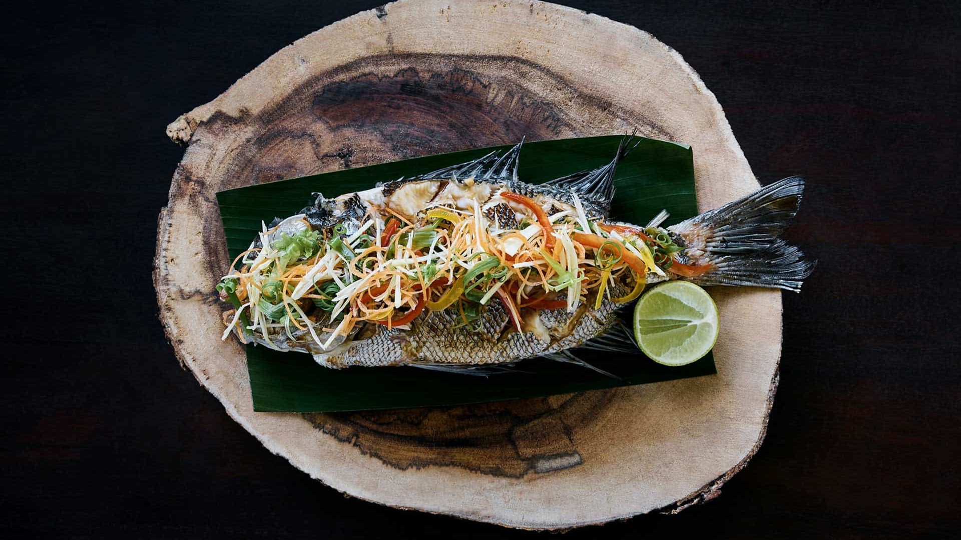 Laucala Island MM22-Cusine_Seagrass-Restaurant_Pla-Nueng-Ma-Nao)-Steamed-Fish-in-Soy-Sauce