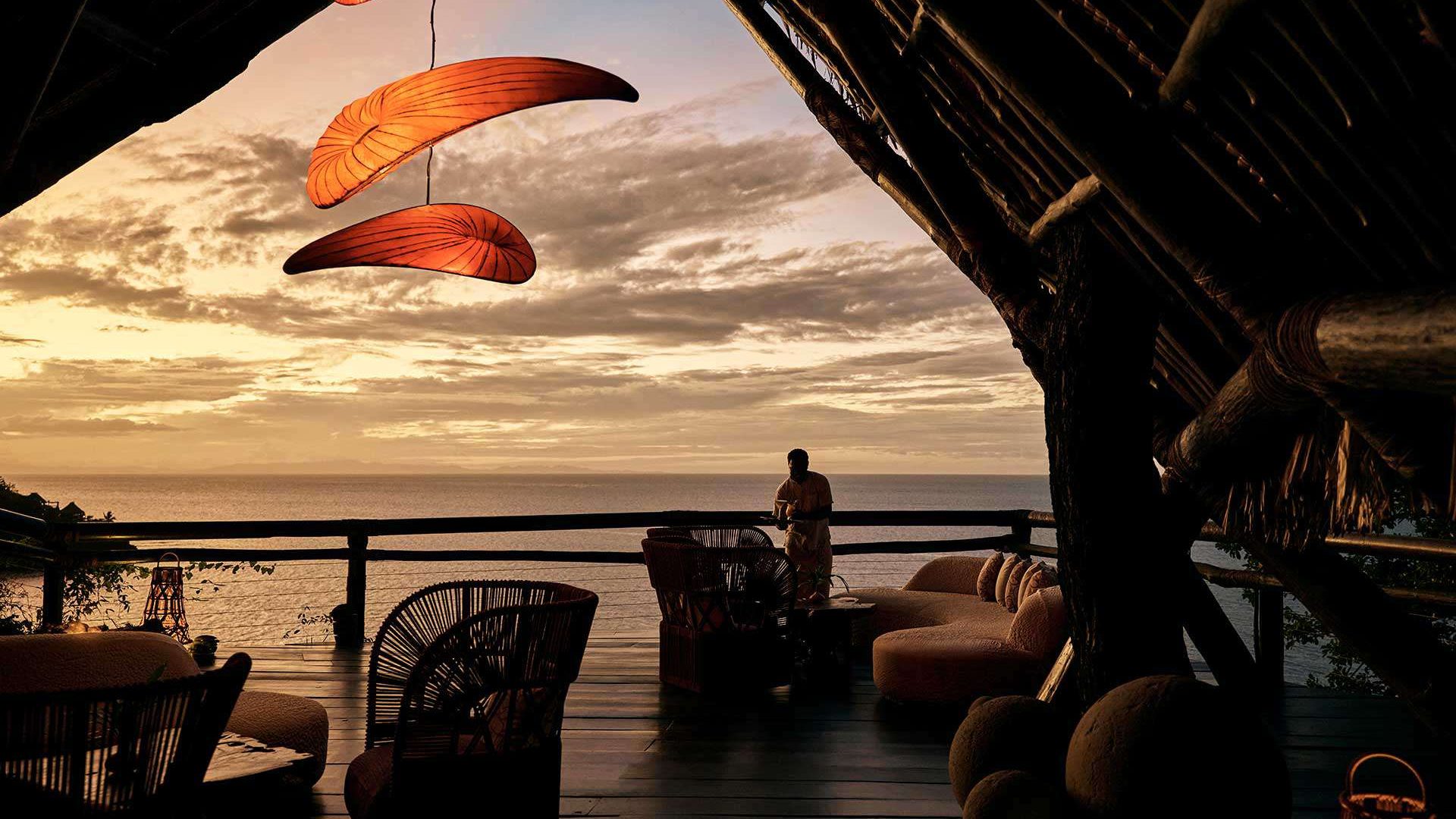 Laucala Island MM22-Rouck-Lounge_Sunset-Views