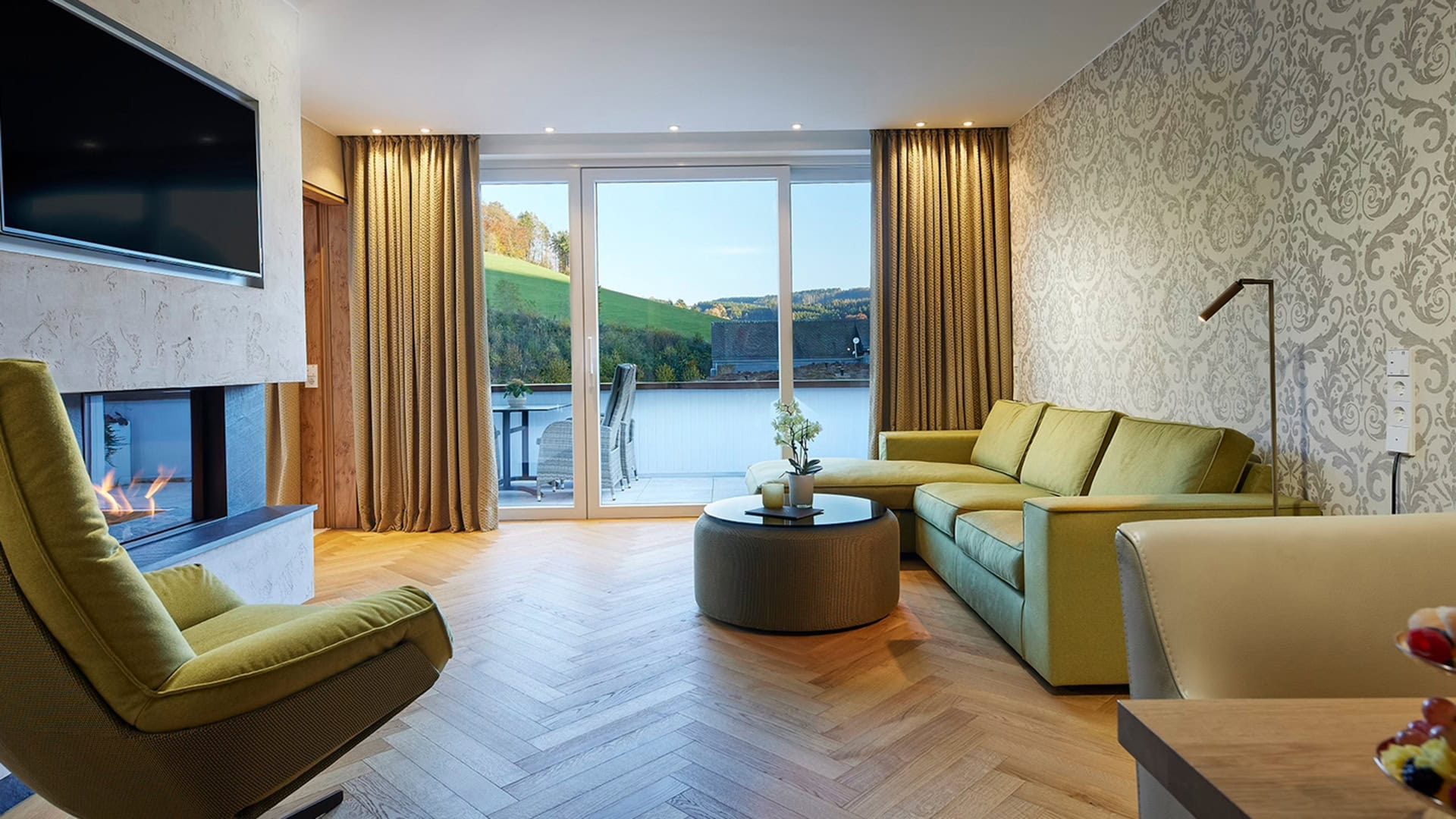 Penthouse_Suite_– Sorpehaus_in_Gartenlage_BjoernLuelf_web_Penthousesuite_2021_10614@2x.0f44d73e