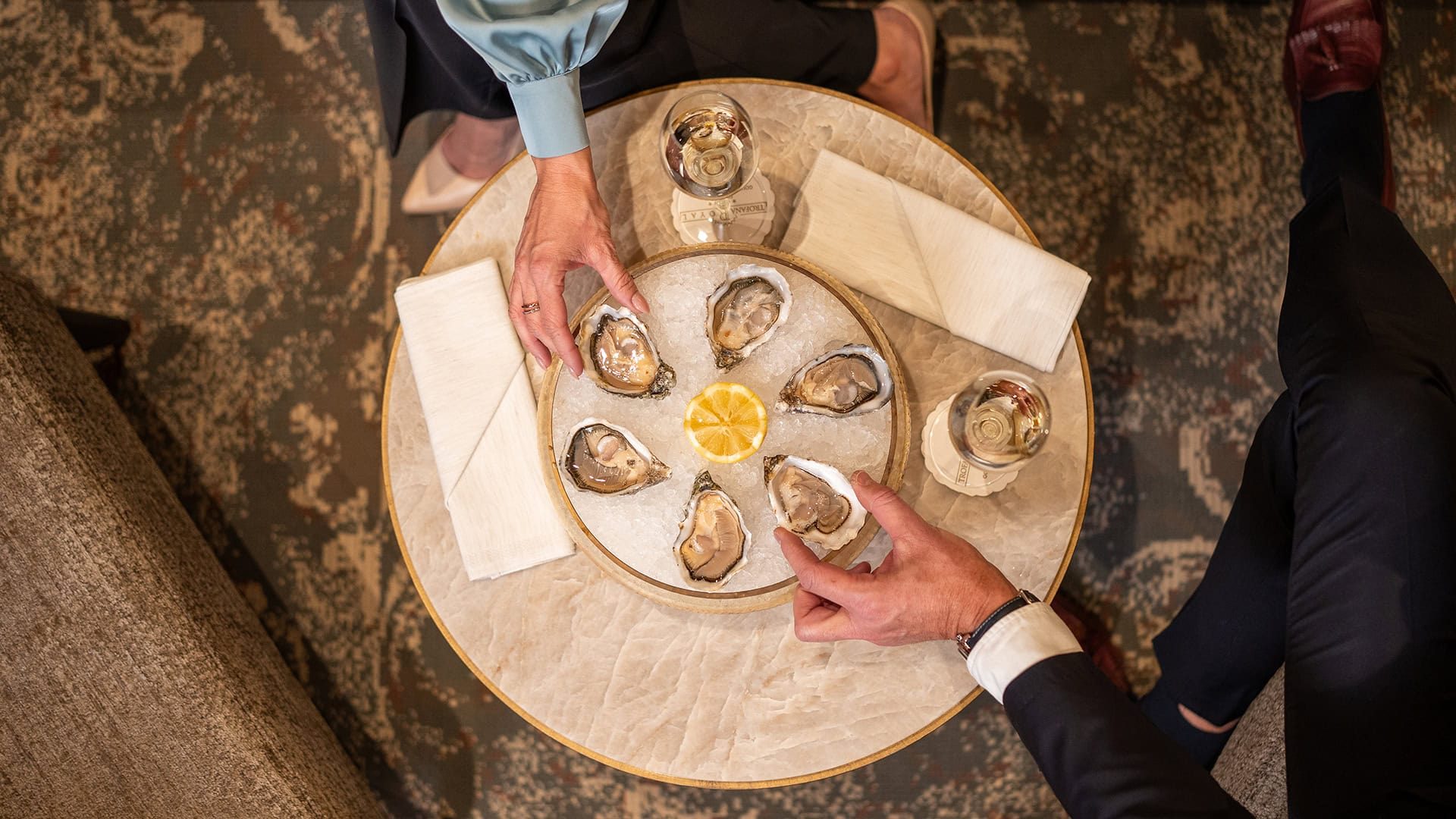 Trofana_Royal_royal_gourmet_lounge_austern_0006_26