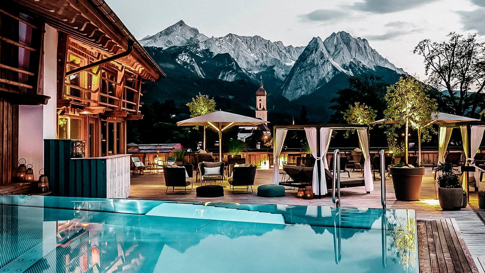 Werdenfelserei-spa-poolterrasse-202308-5